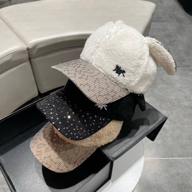 Dior迪奥 秋冬新款边设计 棒球帽 品质超赞 加深帽型更显气质 本季爆款
